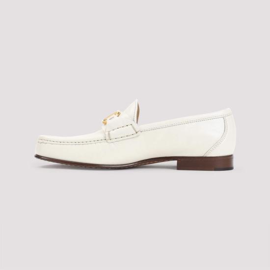  발렌티노 가라바니 로퍼 Valentino Garavani V 로고 시그니처  아이보리 - VALENTINO GARAVANI