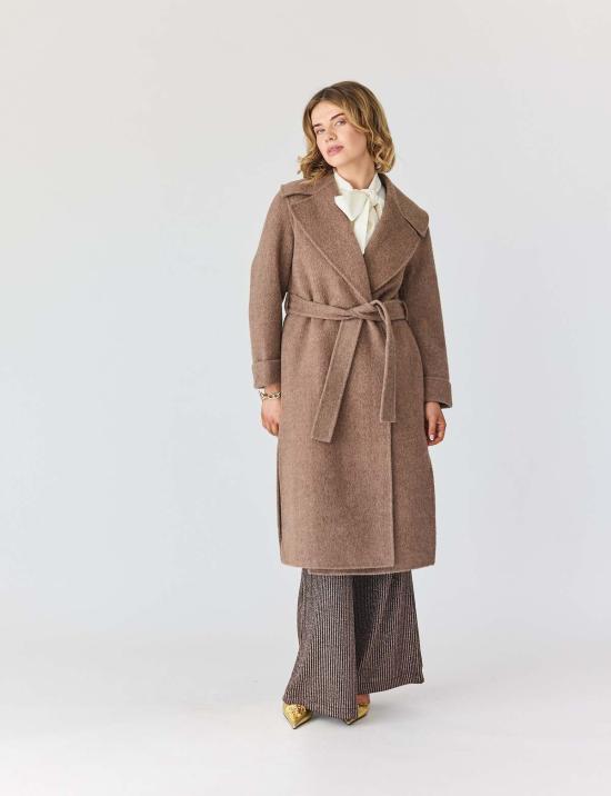  린제이 니콜라스 뉴욕 코트 린지 니콜라스 뉴욕 에드위나  브라운