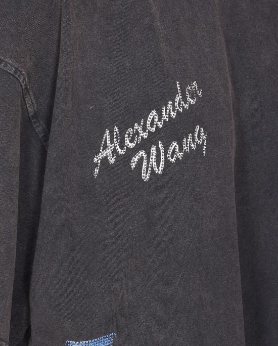  알렉산더 왕 반팔 티셔츠 티셔츠 (열전사 방식으로 부착된 큐빅 장식 및 상하이 스카이라인 디자인, 블랙) - ALEXANDER WANG