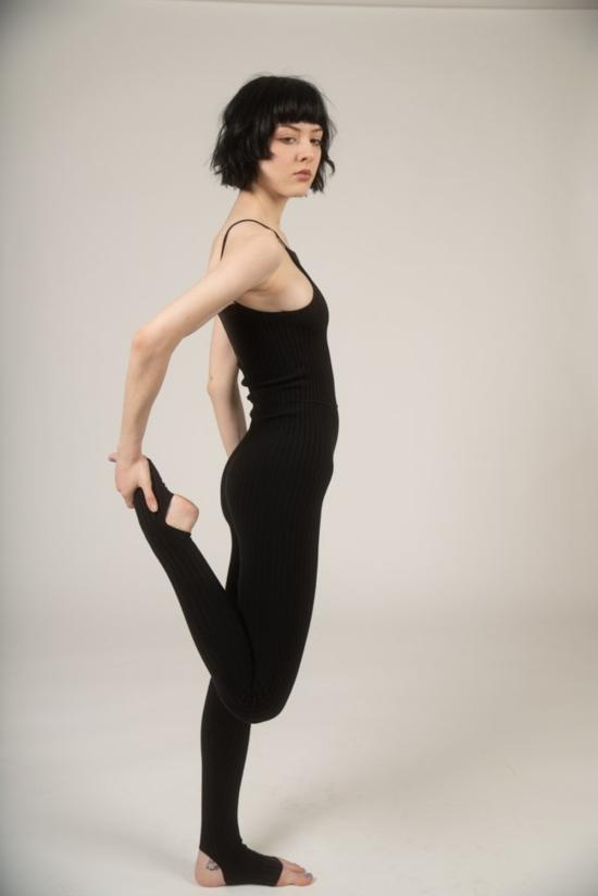  주주 바디수트 티셔츠 지우쥬 논나 니트 유니타드 블랙 - GIU GIU