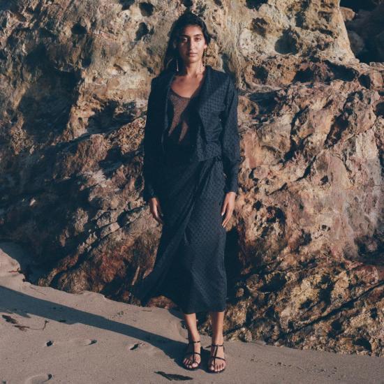  파리 데사이 민소매 티셔츠 지안 메탈릭 탱크 에스프레소 메탈릭 - PARI DESAI