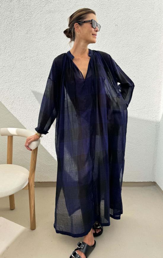  Two 롱 원피스 블랙/바이올렛 블루 체크 무늬의 긴 시스루 카프탄 두 벌