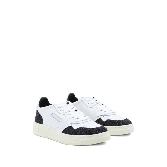 26SS 오트리 메달리스트 로우 스니커즈 AULW PK03 WHITE - AUTRY