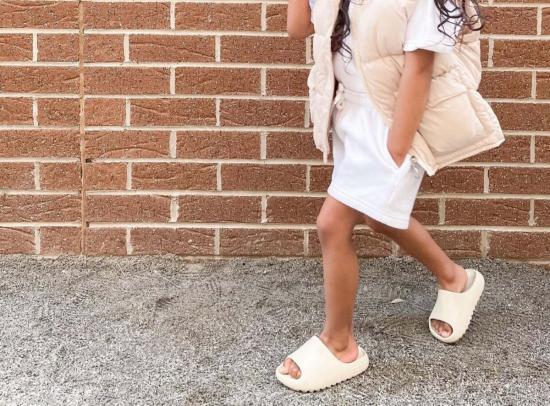  [키즈] Murray & Finn 플립플랍 머레이 & 핀 청키 슬라이드 - MURRAY & FINN