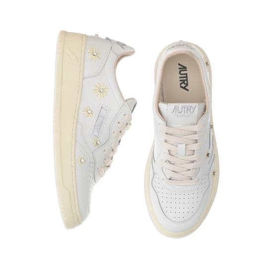 26SS 오트리 메달리스트 로우 스니커즈 AULW WE01 WHITE - AUTRY