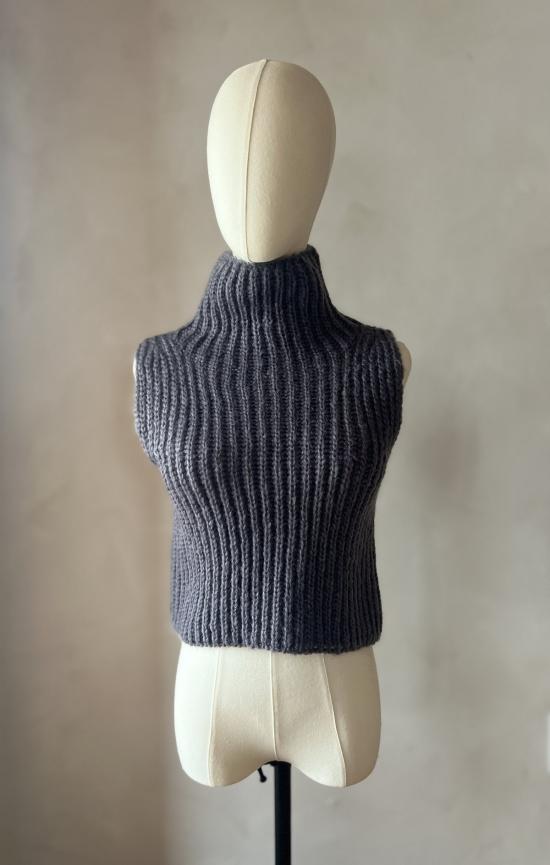  우보야 베스트 키드 모헤어 크롭 - UBOYA