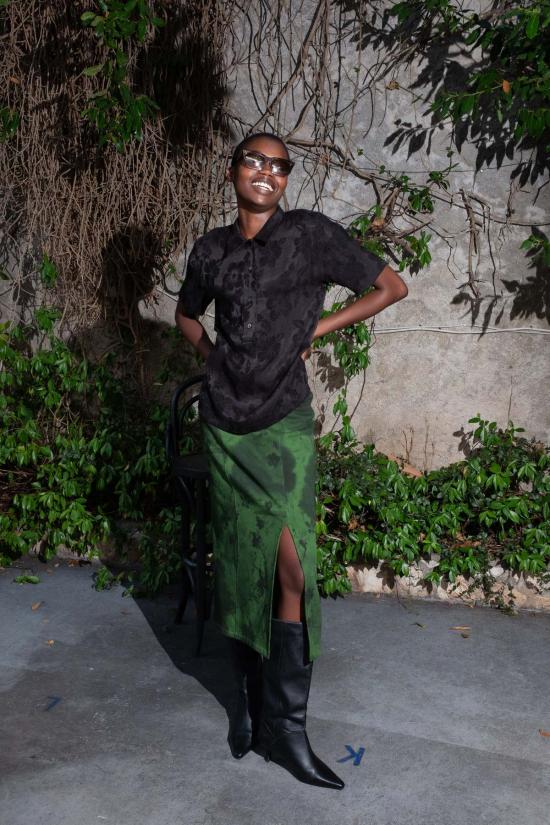  언타이틀드 인 모션 미디 스커트 제목 없음 인 모션 브리짓 스웨트 스커트 Faskomilo/그린 - UNTITLED IN MOTION