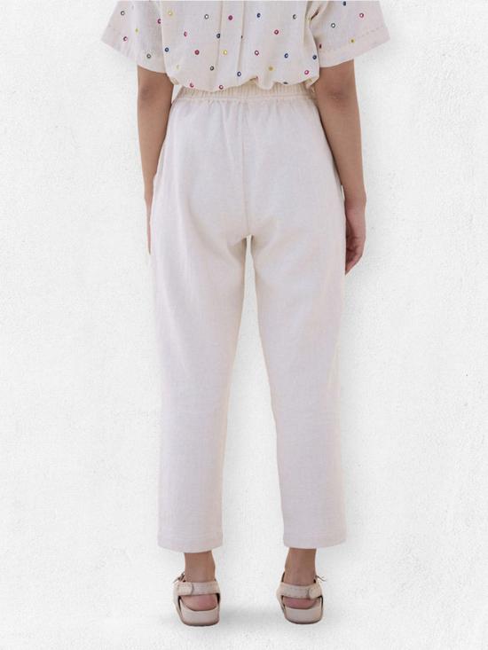  IKKIVI 스트레이트 팬츠 이키비 미즈  오프 화이트 - OTHER BRANDS