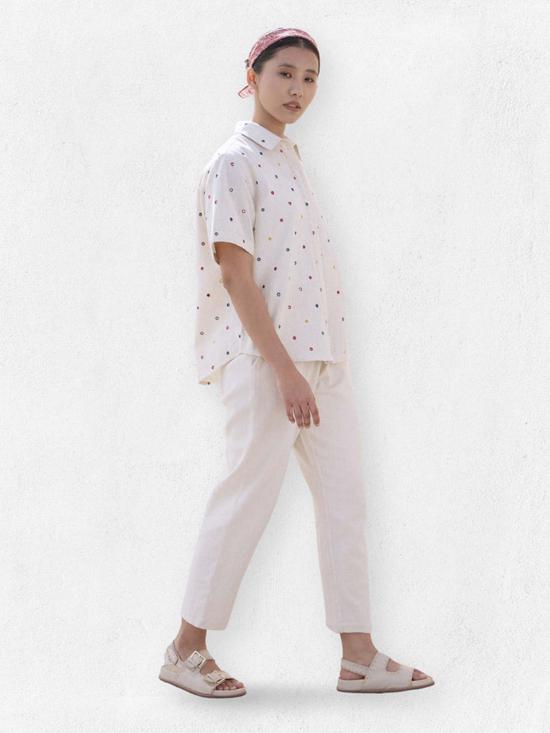  IKKIVI 스트레이트 팬츠 이키비 미즈  오프 화이트 - OTHER BRANDS