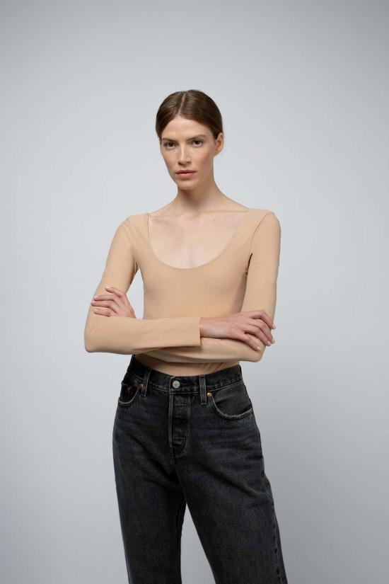  Santicler 바디수트 티셔츠 산티클러 루엘라 더블 레이어 발레 넥라인 바디수트 라떼 - OTHER BRANDS