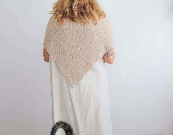  ERGO 머플러/스카프 반다나 니트 삼각 스카프 참깨색 - OTHER BRANDS