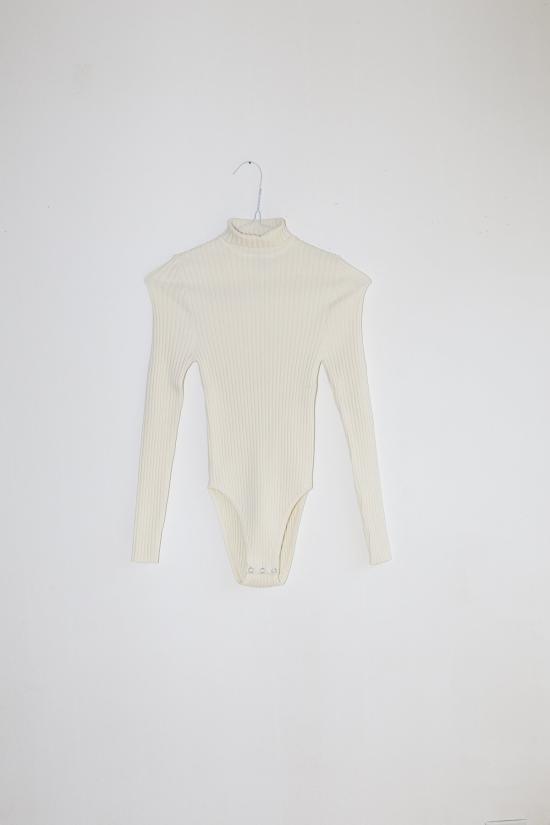  giu giu 바디수트 티셔츠 지우 지우 논나 레오타드 아이보리