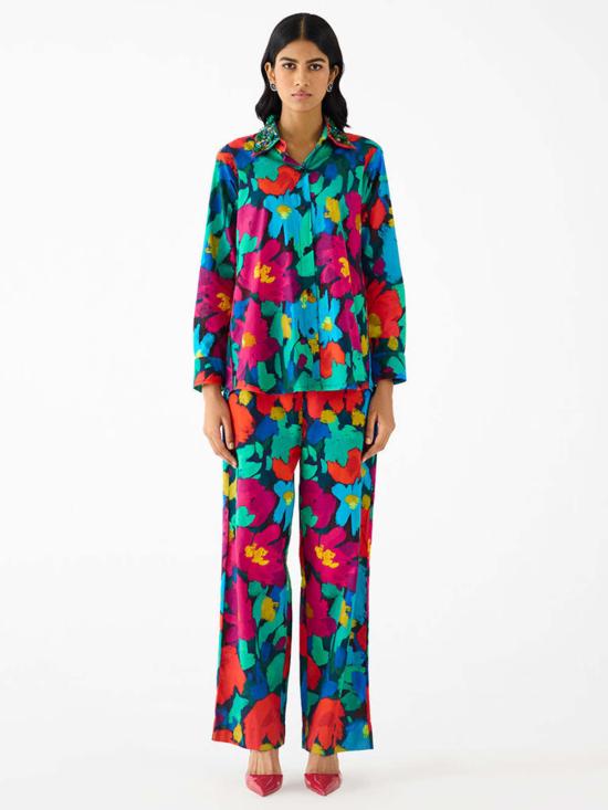  IKKIVI 스트레이트 팬츠 이키비 애니마 셔츠 코디 세트 멀티 컬러