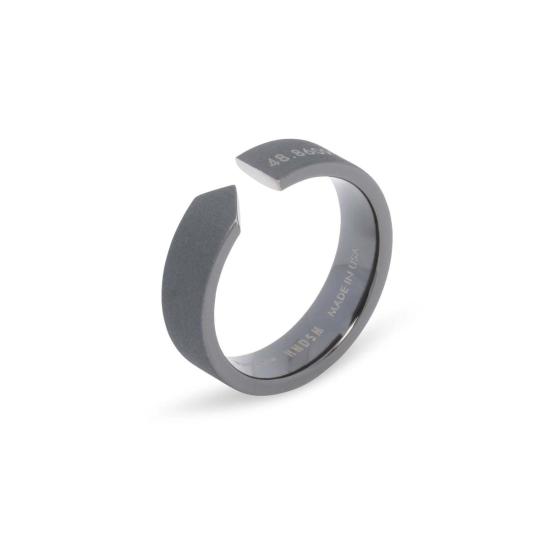  핸섬 반지 Hndsm 파리 링 무광 블랙 티타늄 - HNDSM