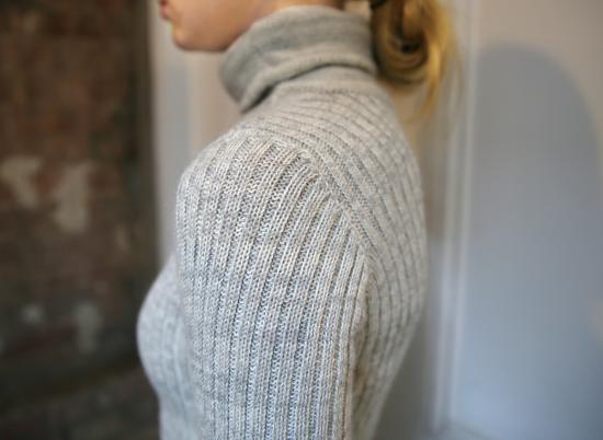  été noir 터틀넥 에테 느와르 리브드 라이트웨이트  헤더드 그레이 - OTHER BRANDS