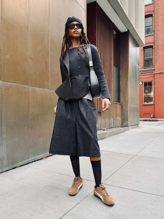  예세이트 자켓 예사엣 아이보리 페플럼 재킷 블랙