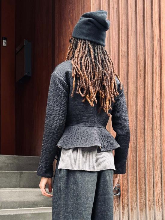  예세이트 자켓 예사엣 아이보리 페플럼 재킷 블랙 - YESAET