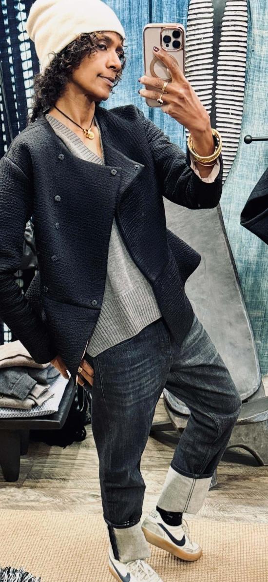  예세이트 자켓 예사엣 아이보리 페플럼 재킷 블랙 - YESAET