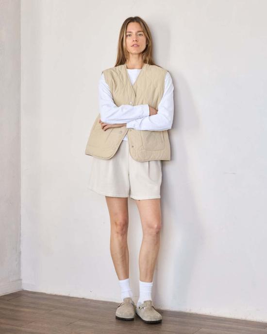  잇이즈웰 LA 베스트 잇이즈웰 L.A. 에센셜 퀼팅  베이지 - IT IS WELL L.A.