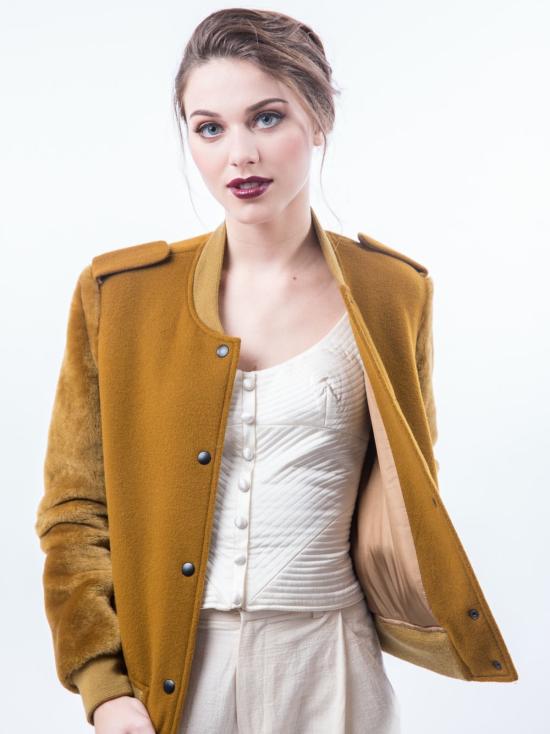  나누슈카 코트 Nanushka 모피 슬리브 배리스티 재킷 커리