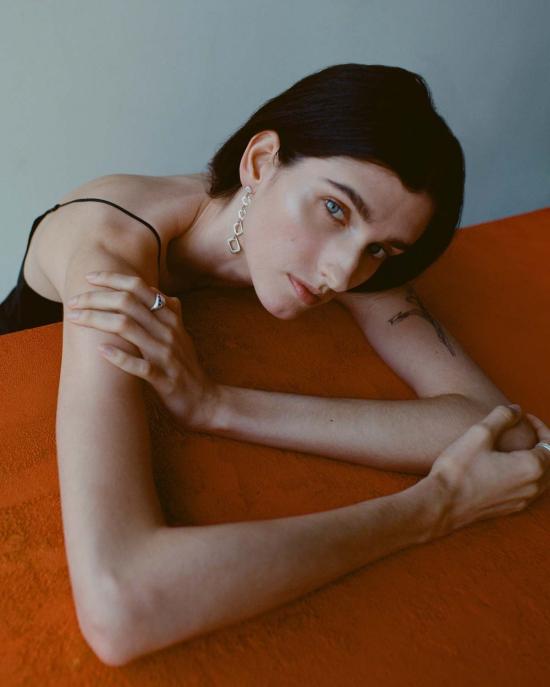  스튜디오 알레브 이어링 테트라 티어드 - STUDIO ALEV