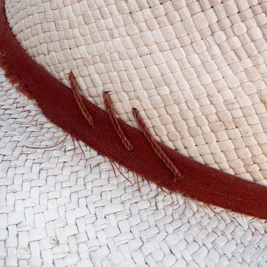  민가 모자 밍가 브리아나 마디아 티키 - MINGA