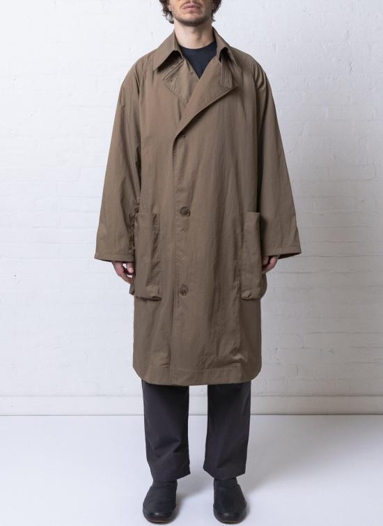  그레이 트렌치 코트 . 피크드 라펠  다크 카키 - GREI