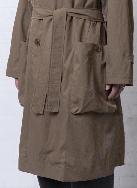  그레이 트렌치 코트 . 피크드 라펠  다크 카키 - GREI