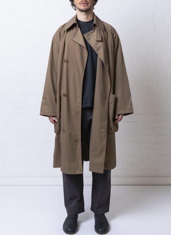  그레이 트렌치 코트 . 피크드 라펠  다크 카키 - GREI