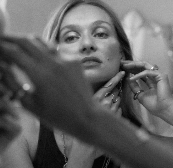  루이즈 헨드릭스 반지 루이스 헨드릭스 카하 링 - LOUISE HENDRICKS