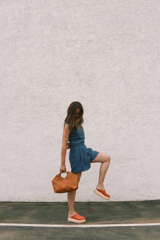  amente 숏팬츠 아멘테 린넨 플리츠 숏 데님 블루 - OTHER BRANDS