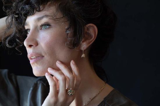  시리 한스도터 이어링 로라 - SIRI HANSDOTTER