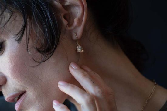  시리 한스도터 이어링 로라 - SIRI HANSDOTTER