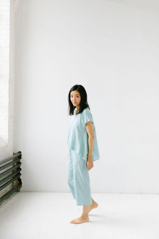  Salua Lingerie 라운지 웨어 살루아 란제리 크롭 티셔츠 & 카프리