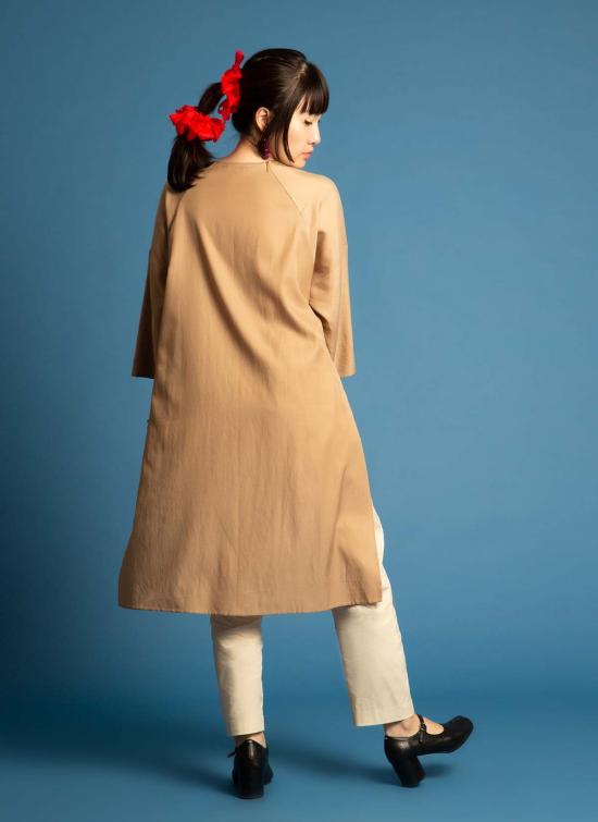  카렘 튜닉 스프링 버드 유니섹스 드롭숄더  골든 브라운 - KAAREM