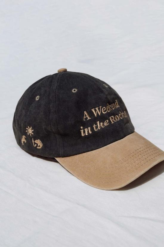  Hand embroidered hat 모자 손으로 자수한 , '로키 산맥의 주말' , '불과 흙'이라는 문구가 새겨진 - OTHER BRANDS