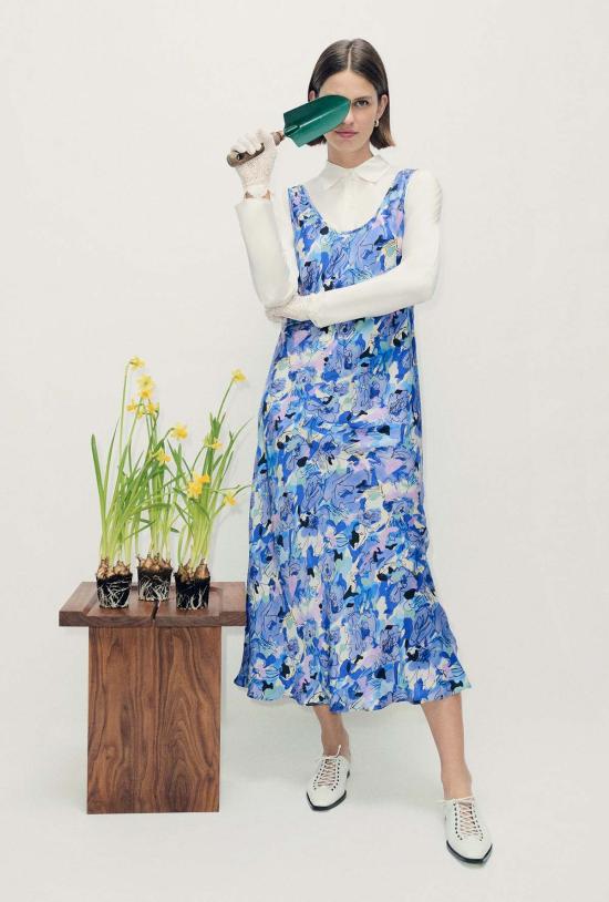  실크 런드리 롱 원피스 실크 세탁 스쿱넥 드레스, 콘플라워 플로럴 - SILK LAUNDRY