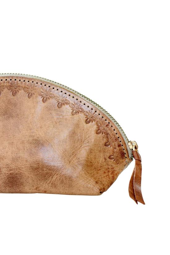  주빌리 트레이딩 코 캐리어 주빌리 트레이딩 컴퍼니 블로섬 여행용 파우치 - JUBILEE TRADING CO.