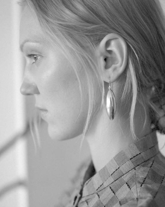  아니카 이네즈 이어링 대형 길쭉한 타원형 귀걸이