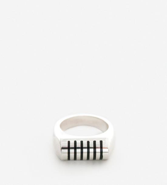  루스 오르티스 반지 루즈 오르티즈 모리스 링