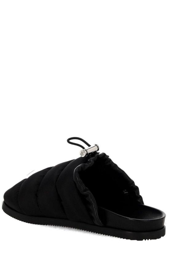  몽클레어 뮬/슬리퍼 몽클레르 로고 패치 패딩 슬리퍼 블랙 - MONCLER