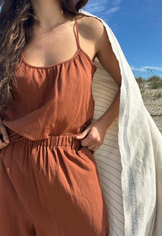  루 샤르망 민소매 티셔츠 스쿠프 탱크 앰버