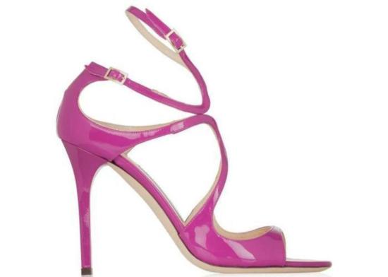  지미추 샌들 소프트 카프 랭 페이턴트 가죽  재즈베리