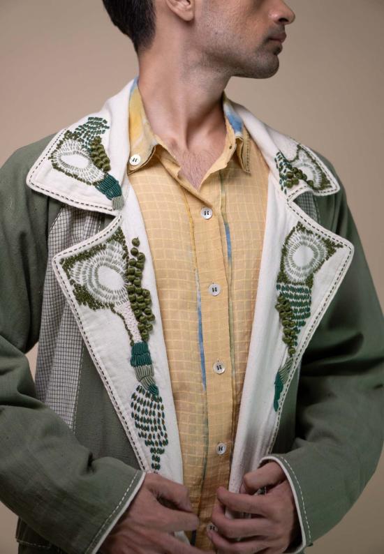  이키비 트렌치 코트 메도우즈 유니섹스 컬러 블록 트렌치 재킷 그린 - IKKIVI