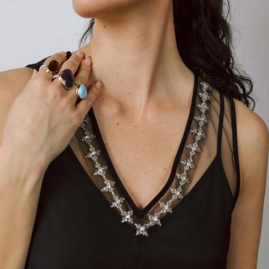  Leur Logette 목걸이/팬던트 꽃잎 자수 드레스 화이트