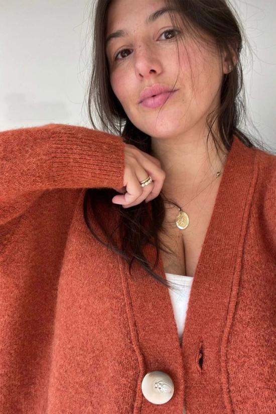  아멘테 가디건 A Mente 알파카 울 블렌드 버튼다운  베리 - AMENTE