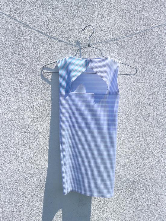  Kitty Joseph 민소매 티셔츠 키티 조셉 파스텔 플리츠 컷아웃 탑 파스텔