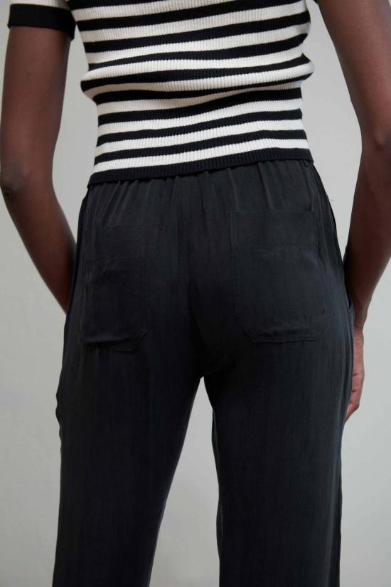  마리아 스탠리 스트레이트 팬츠 베넷 블랙 트라우저 - MARIA STANLEY