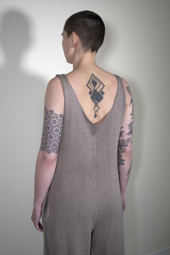  été noir 점프수트 여름 블랙 심플  토프 - OTHER BRANDS