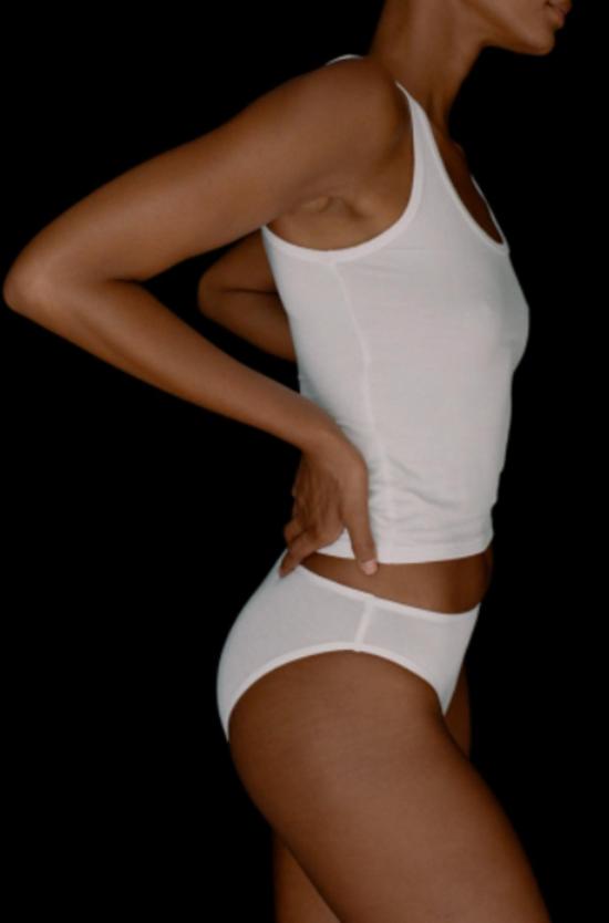  카이 인티메이츠 민소매 티셔츠 리클라인 탱크탑 화이트 - KYE INTIMATES